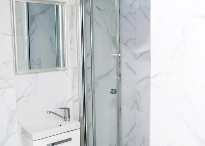 Deluxe In Old Center